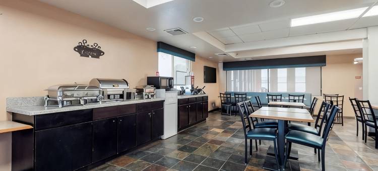绿松石科特斯梅萨维德套房酒店(Turquoise Inn and Suites Cortez Near Mesa Verde)图片