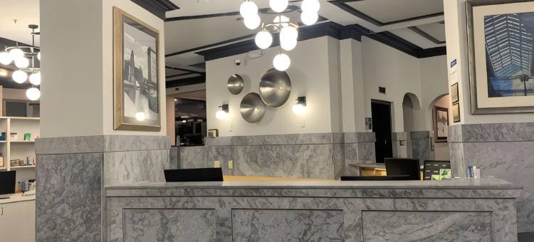 锡拉丘兹市中心贝斯特韦斯特套房酒店(Best Western Syracuse Downtown Hotel and Suites)图片