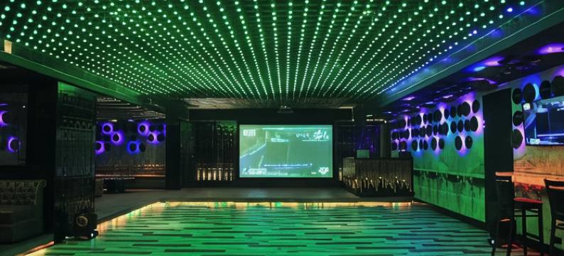 七十一酒店及俱乐部(Seven Eleven Hotels and Club)图片