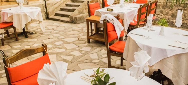 克里尼亚宫精品酒店(Kyrenia Palace Boutique Hotel)图片