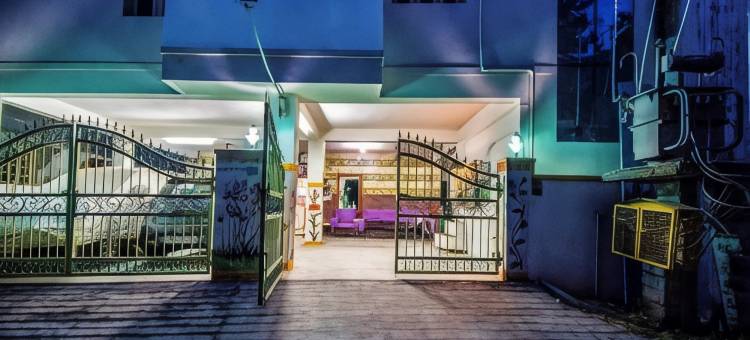 Fabhotel阿迪亚客人之家(FabHotel Aditya Yatri Nivas - Nr Tirupati Railway Station)图片