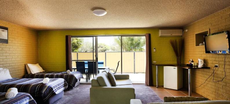 兰斯林沙滩酒店(Lancelin Sands Hotel)图片