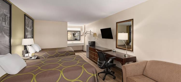 米切尔堡辛辛那提地区温德姆速8酒店(Super 8 by Wyndham Fort Mitchell Cincinnati Area)图片