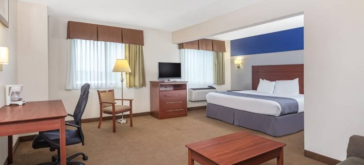 迪比克呗盟套房酒店(Baymont by Wyndham Dubuque)图片