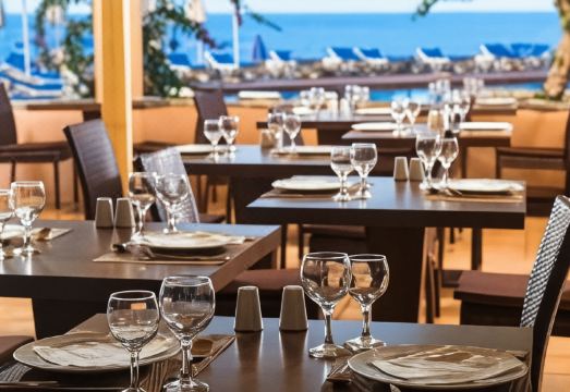 Silva Beach HotelHotel Overview