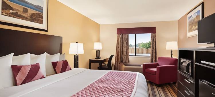 安德森温德姆呗盟套房酒店(Baymont by Wyndham Anderson)图片