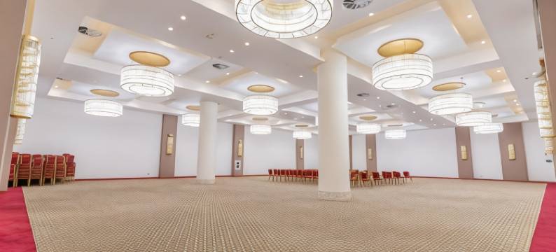 大贝拉吉奥巴统米会议与娱乐场酒店(Grand Bellagio Batumi Convention & Casino Hotel)图片