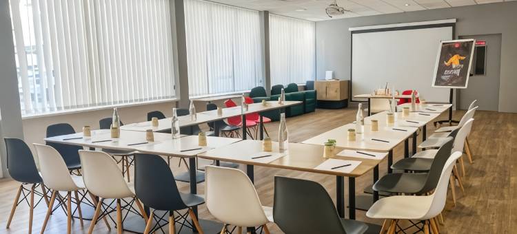 宜必思阿莱斯中心酒店(Ibis Alès Centre-Ville)图片