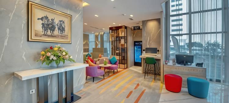 温德姆拉昆塔阿布扎比阿尔瓦赫达(La Quinta by Wyndham Abu Dhabi Al Wahda)图片