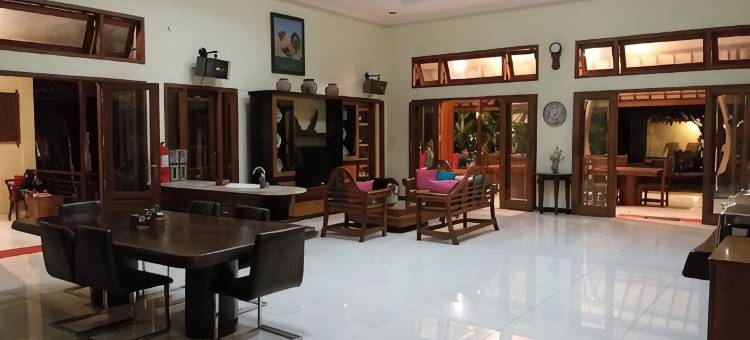 Hotel & Villa Bukit Indah Saumlaki By LeGreen图片