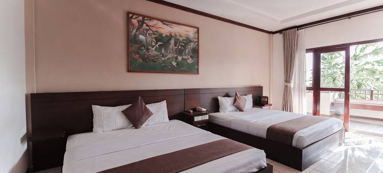 苏里亚肯卡纳海边酒店(Surya Kencana Seaside Hotel)图片