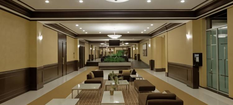 蒙特利尔机场阿蒙广场酒店，温德姆Trademark精选(Armon Plaza Montreal Airport)图片
