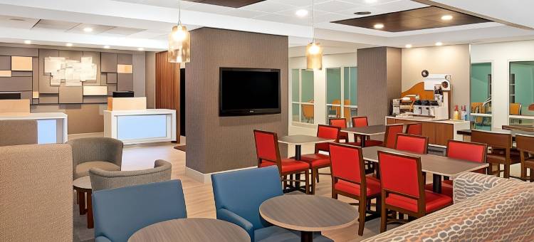 Holiday Inn Express 哈斯克尔中，韦恩区(Holiday Inn Express Haskell-Wayne Area)图片