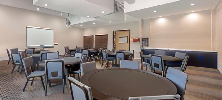 普夫卢格维尔贝斯特韦斯特优质套房酒店(Best Western Plus Pflugerville Inn  Suites)图片