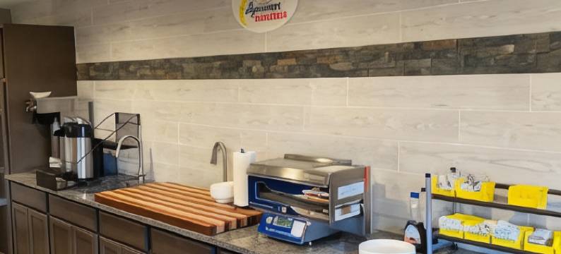 Super 8 by Wyndham Tulsa图片