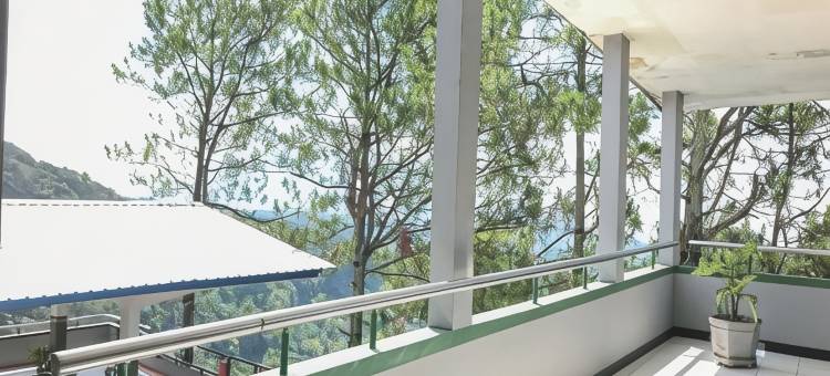 OYO 90132莱雅马斯酒店(Hotel Lie Mas Prigen Pasuruan Mitra RedDoorz)图片