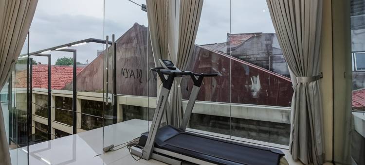 红多兹高级酒店@安佩拉拉雅2号(RedDoorz Premium @ Ampera Raya 2)图片