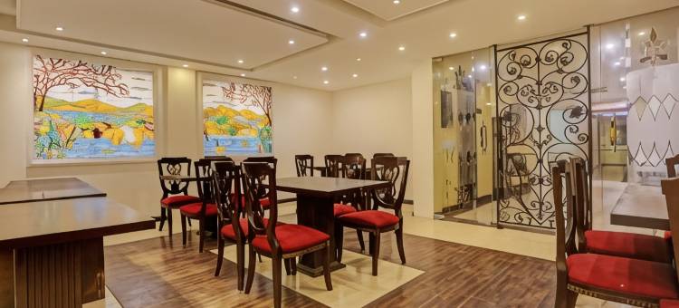 Super Townhouse the Royce New Friends Colony图片