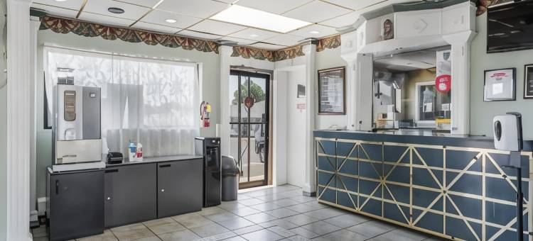 特雷沃斯骑士酒店(Knights Inn Trevose)图片