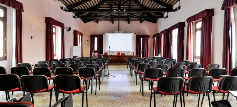 圣瑟尔沃罗岛酒店-索吉欧诺中心(Isola di San Servolo - Centro Soggiorno)图片