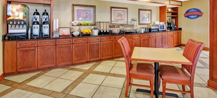 印第安纳波利斯西部温德姆呗盟酒店(Baymont by Wyndham Indianapolis West)图片