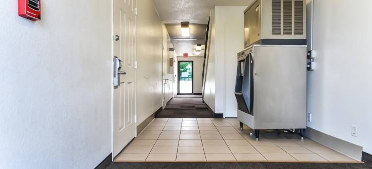 圣约瑟夫6号汽车旅馆(Motel 6 Saint Joseph, MO)图片