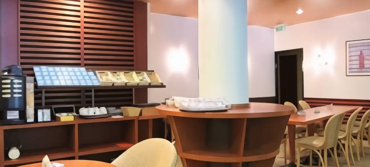 波尔多圣让站特尼奥公寓式酒店(Ténéo Apparthotel Bordeaux - Gare Saint Jean)图片