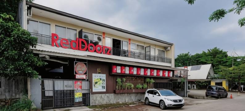 红多兹酒店-近茂物出口(RedDoorz Near Exit Toll Bogor)图片