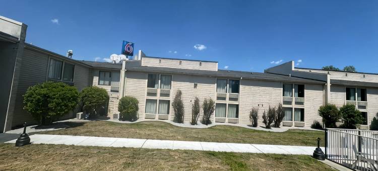 格林斯伯勒机场6号汽车旅馆(Motel 6 Greensboro, NC - Airport)图片