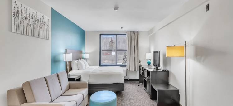神灵山附近德卢斯套房酒店(Duluth Inn & Suites Near Spirit Mountain)图片
