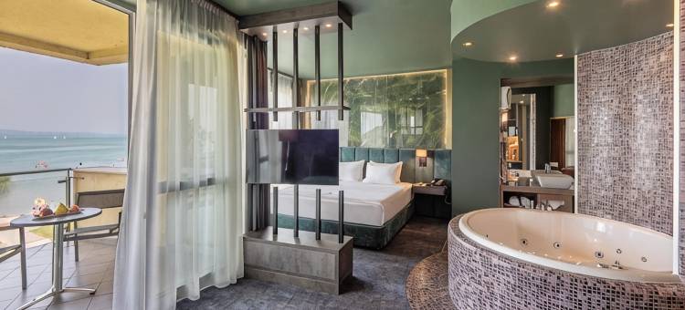 蓝色高级酒店(Hotel Azur Premium)图片