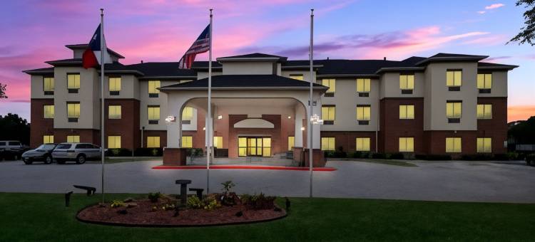 达拉斯湖贝斯特韦斯特优质套房酒店(Best Western Plus Lake Dallas Inn  Suites)图片