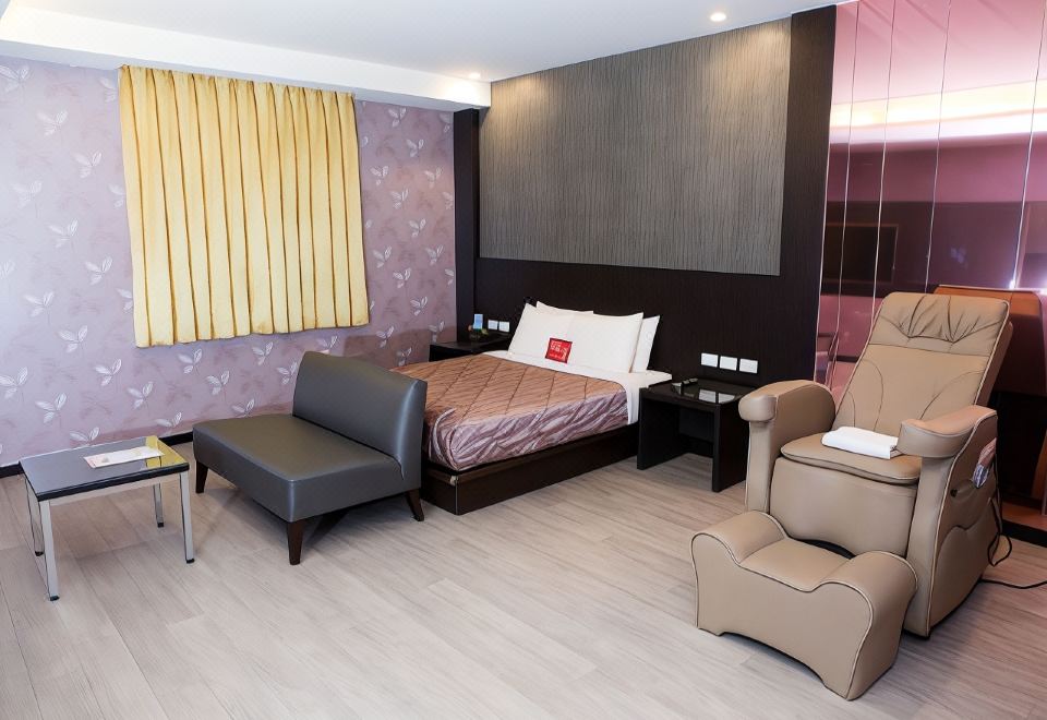 Midi Motel Pingtung Branch Hotel Overview