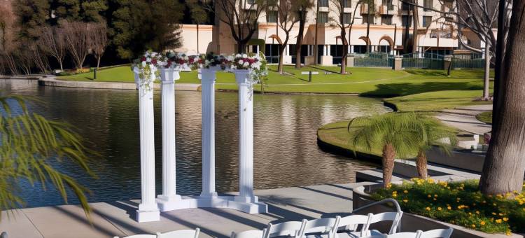 科斯塔梅萨万豪酒店(Costa Mesa Marriott)图片