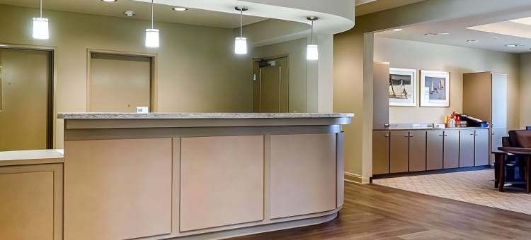 美茵斯坦套房酒店哈克伯里运动员小屋(MainStay Suites Hackberry Sportsman's Lodge)图片