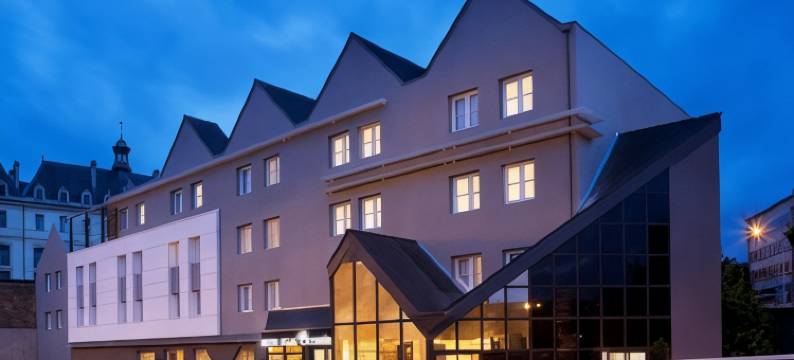 大洋洲艾斯卡勒瓦讷中央酒店(Escale Oceania Vannes Centre)图片