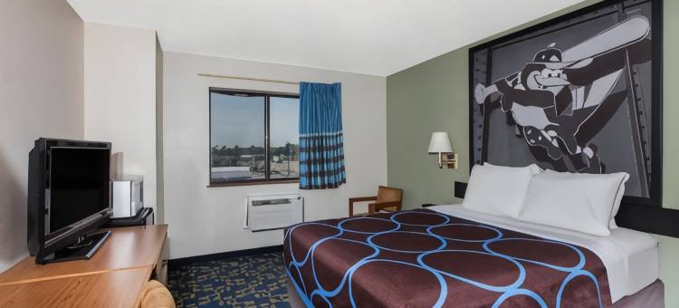 阿伯丁中速8酒店(Super 8 by Wyndham Aberdeen MD)图片