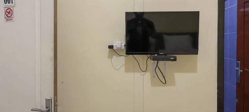 红多兹酒店@马老奇市中心(RedDoorz @ Merauke City Center)图片