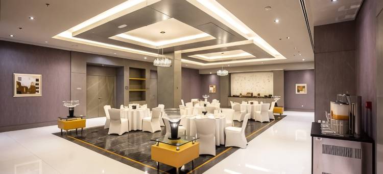 格兰德广场酒店(Grand Plaza Hotel)图片