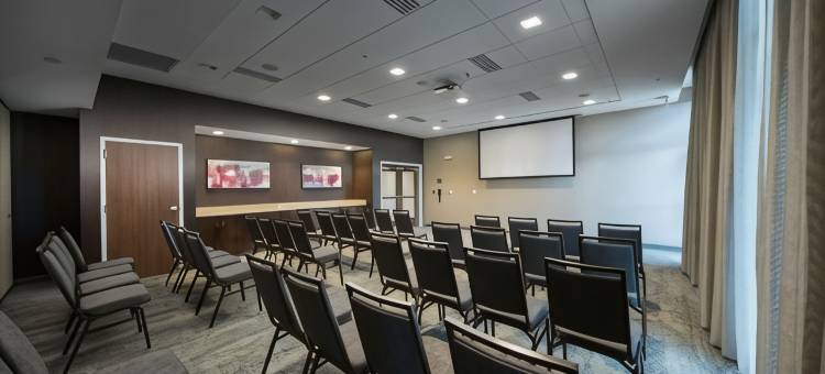 拉塞尔维尔万豪万怡酒店(Courtyard Russellville)图片