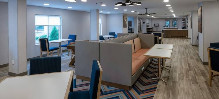 诺顿假日酒店(Hampton Inn Norton, VA)图片