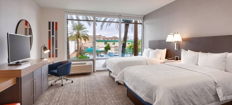 阿纳海姆度假会议中心欢朋套房酒(Hampton Inn & Suites Anaheim)图片