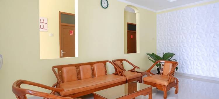 RedDoorz Near Rita Supermall Purwokerto 2图片