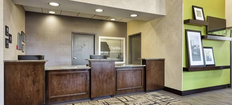 希尔顿欢朋酒店-诺福克海军基地(Hampton Inn Norfolk-Naval Base)图片