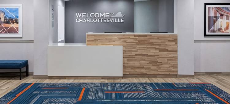 夏洛茨维尔-大学区欢朋套房酒店(Hampton Inn & Suites Charlottesville-at the University)图片