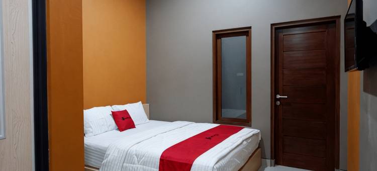 红多兹伊斯兰酒店-近特加尔站(RedDoorz Syariah Near Stasiun Tegal)图片