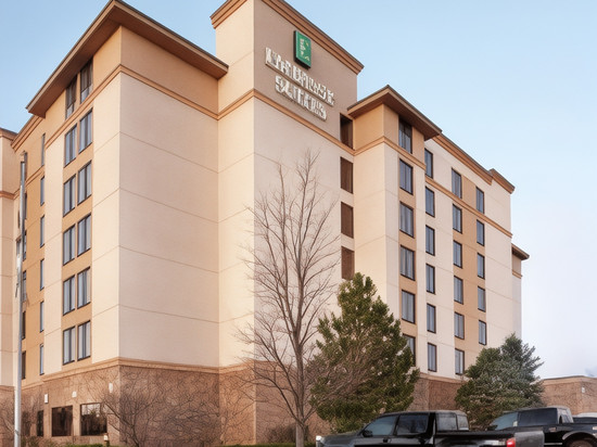 丹佛国际机场希尔顿大使套房酒店