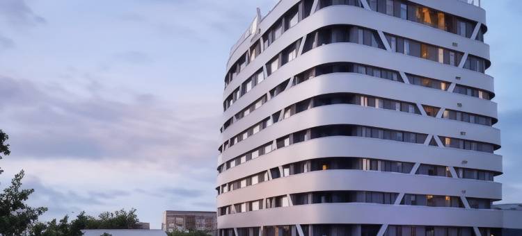 阿拉木图希尔顿逸林酒店(Doubletree by Hilton Almaty)图片