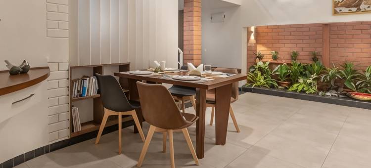 艾索拉套房酒店(Ixora Suites)图片