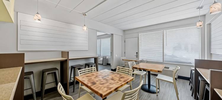 弗吉尼亚海滩皇家快船贝斯特韦斯特SureStay酒店(SureStay Hotel by Best Western Virginia Beach Royal Clipper)图片